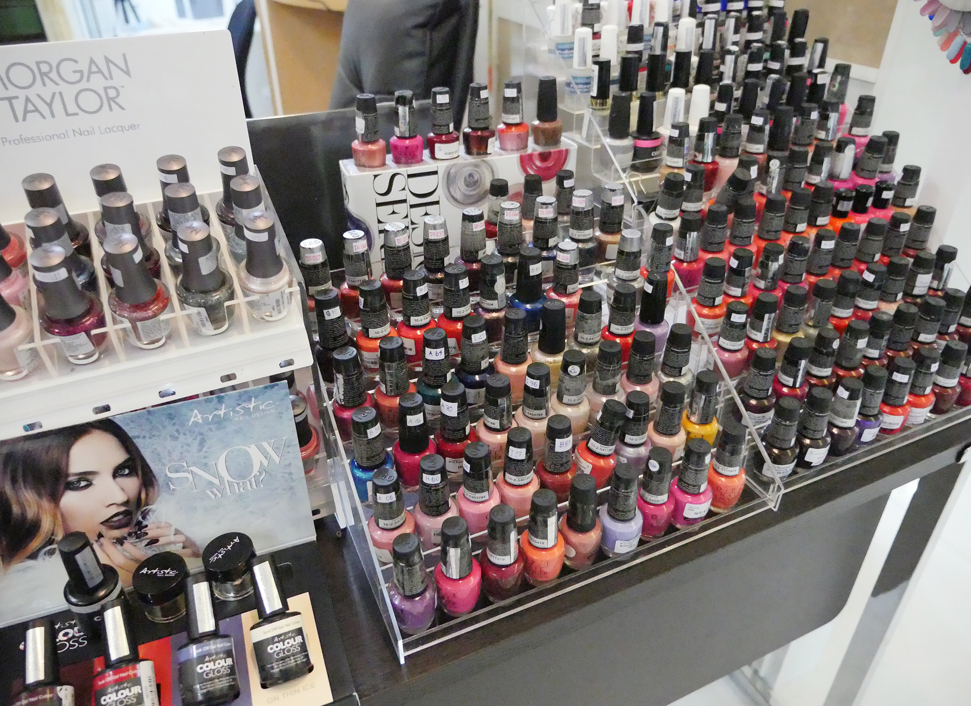 GEL-NAILS-PRODUCTS