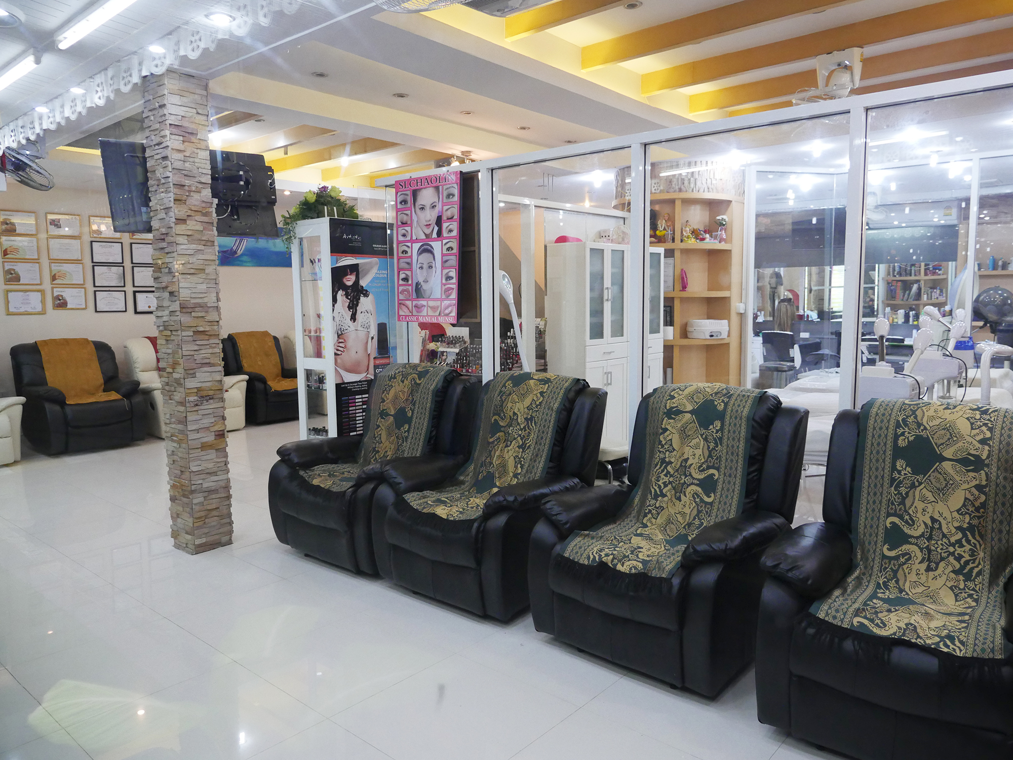 VAYO-MANICURE-PEDICURE-CHAIRS